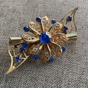 Vintage Antiqued Silver Tone Sapphire Blue Rhinestone Filigree Floral Brooch